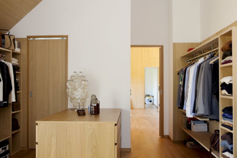 sfd5709227adf72460492329bb6458726dd-jpgsizex9999size